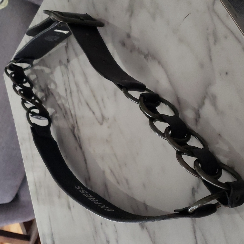 Express Leather Belt - Picture 3 of 3